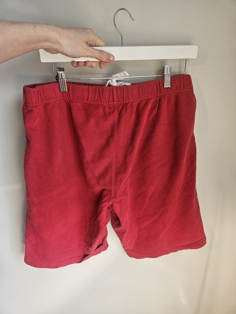 Roots Mens Red Sweatshort Shorts Sz Medium - Picture 3 of 4